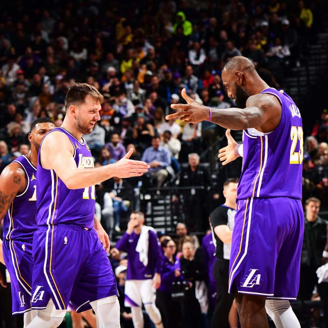 NBA总决G5邀米奇·盖顿赛前唱国歌