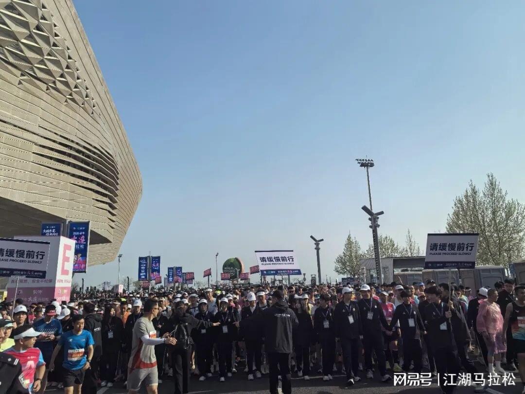 媒体曝纳格尔斯曼已辞去德国队帅位,接受约500万镑补偿,克洛普有望救火