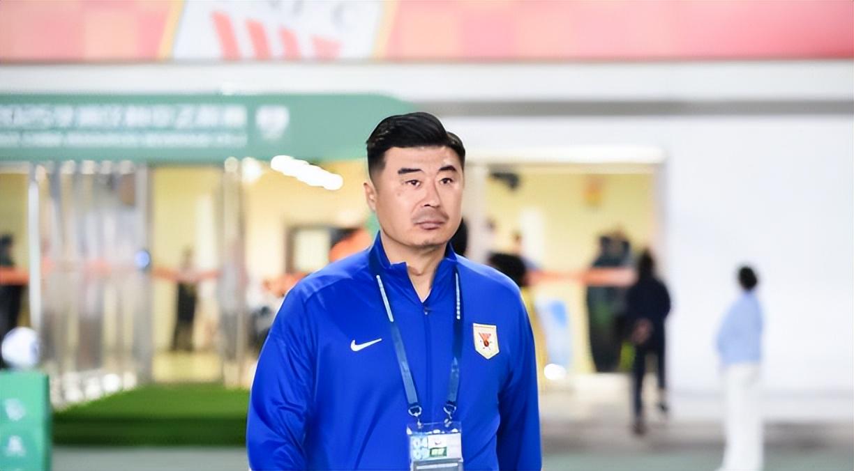 莱斯特城官宣拉塞尔·马丁任新帅